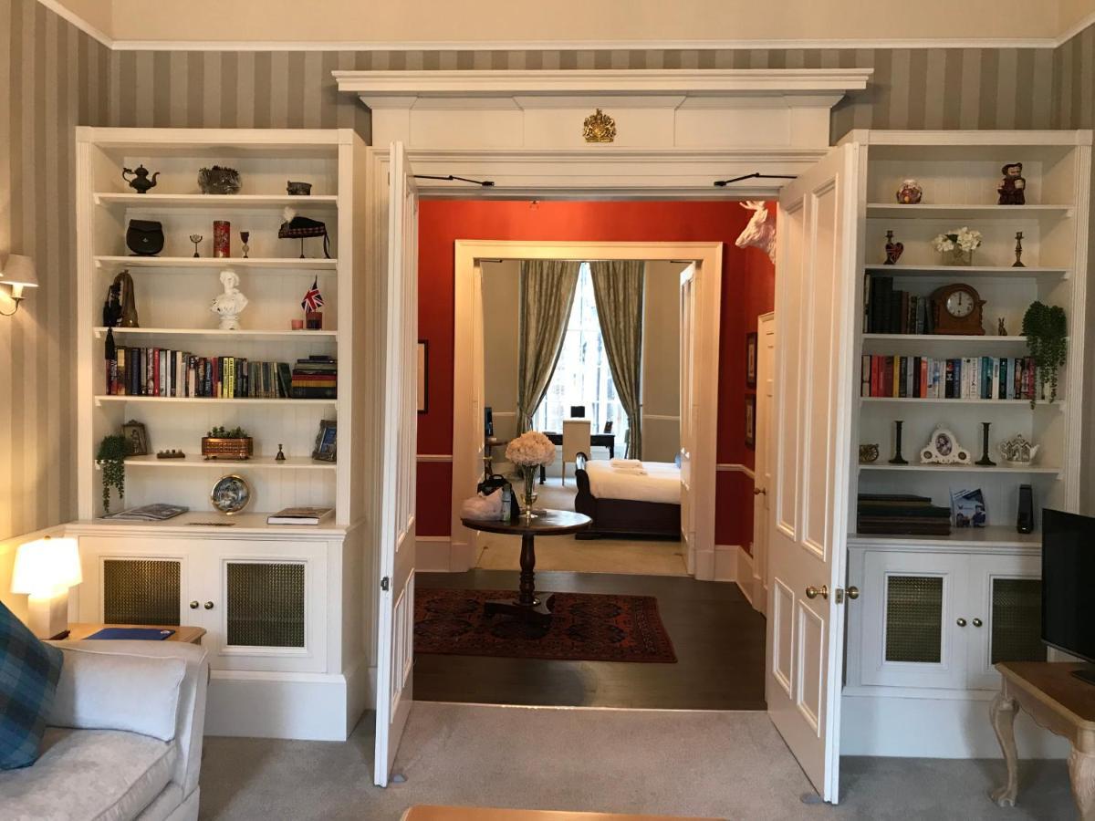 Escape To @ Albyn Place Apartamento